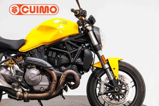 DUCATI MONSTER 821