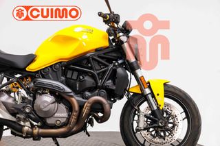 DUCATI MONSTER 821