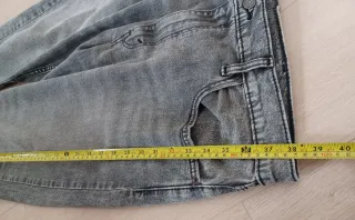 Pantalón Levis 502 Gris W40 L34, acortado
