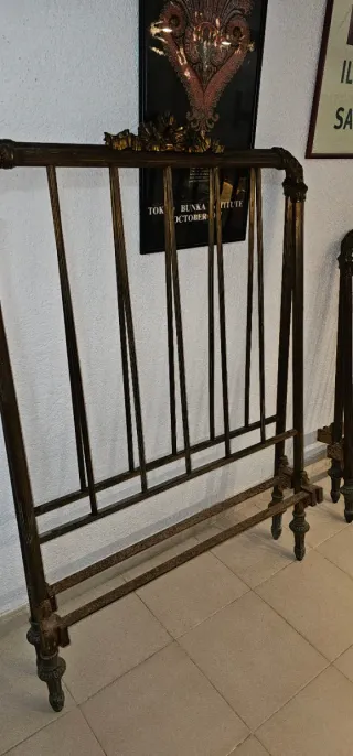 Cabeceros de cama antiguos metal. ( hierro)