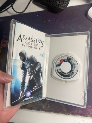 Lote 2 Juegos PSP: God of War y Assassin's Creed