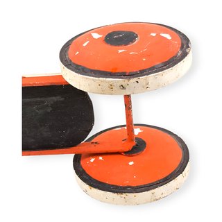 Patinete infantil de hierro rojo vintage