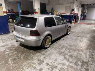 Volkswagen Golf 2001