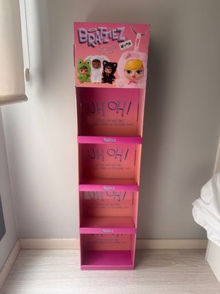 Espositore per bambole Bratz Bratziez