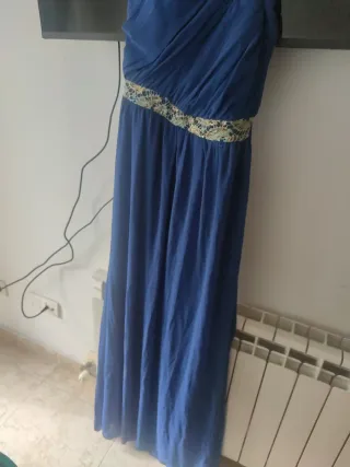 Vestido largo azul detalles dorados escucho oferta