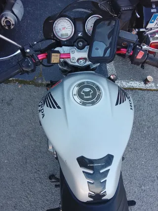 Honda Hornet 600cc Plata