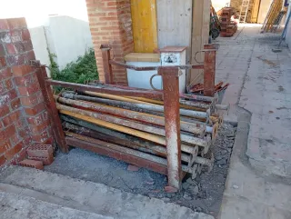 Puntales de obra,cambio por corbatas y tableros