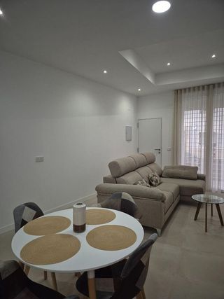 Estudio en alquiler en Santa Rosa - Valdeolleros en Córdoba