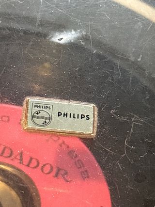 Tocadiscos Philips Automático Vintage y altavoces