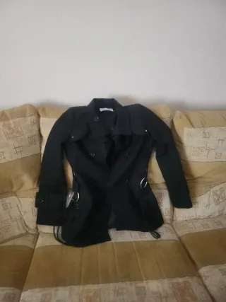 Trenca negra talla M