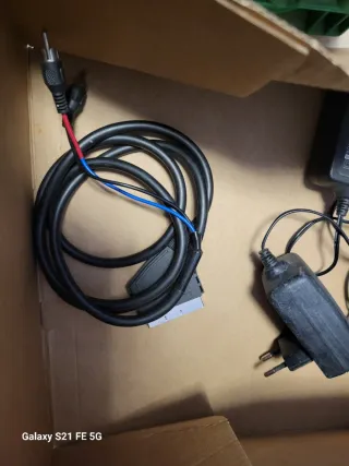 Cargadores y Cables Varios