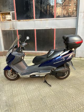 Suzuki Burgman 125cc Azul/Plata año 2005 ITV pasad