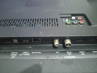 TV Philips 43 PUS6703/12 Pantalla Rota.