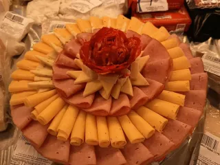 Catering o Tabla/plato de charcutería para eventos