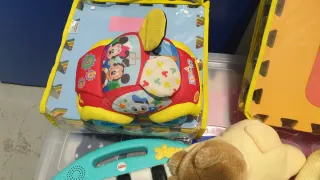 Pack infantil juguetes:doudou, piano, peluches,etc