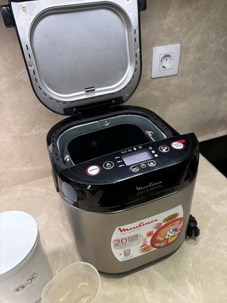 Panificadora Moulinex Pain & Delices + yogurtera