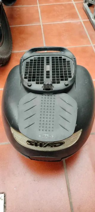 Baúl SHAD Negro para Moto,,