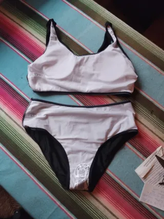 Bikini Negro y Gris Nuevo
