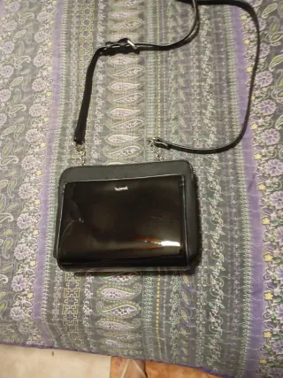 Bolso de hombro negro