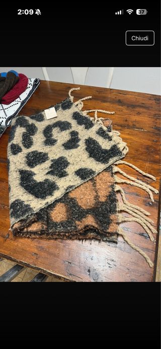Sciarpa leopardata