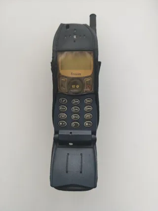 Mitsubishi Trium Galaxy MT-040 Teléfono Móvil