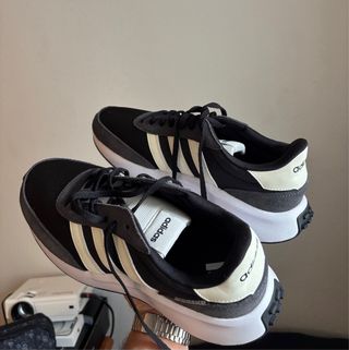 Zapatillas Adidas Originales Negras y Blancas