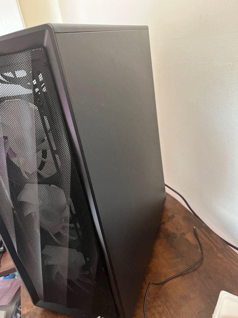PC de juego ASRock B450 Ryzen 5 2600 16GB RAM afbeelding 3