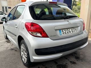Peugeot 207 2010