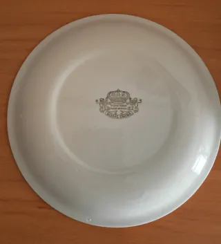 Juego 12 Platos Llanos Porcelana Pontesa Dorados