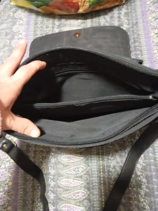 Bolso de hombro negro