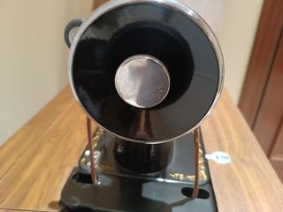 Máquina de coser Alfa antigua