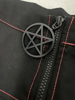 Falda Killstar Negra y Roja Talla S