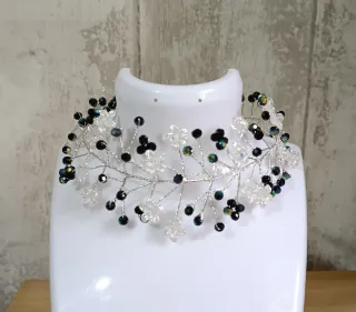 Collar choker flores plateado. Acero