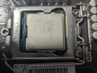 Placa base + CPU + RAM (Ofimática)