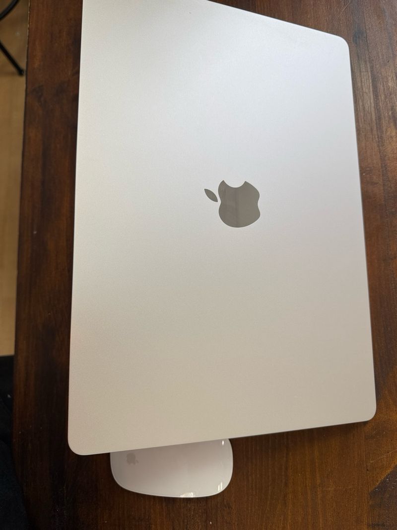 MacBook Air 15” con chip Apple M4 y 16 GB de RAM afbeelding 3