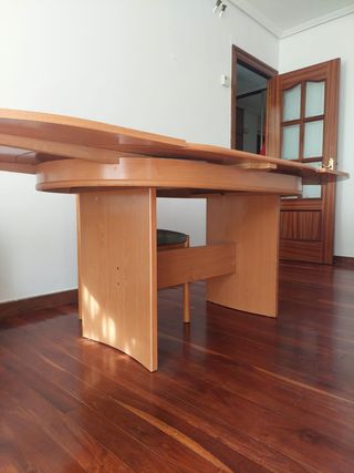 Mesa comedor extensible y sillas NEGOCIABLE