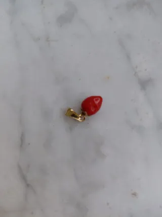 Ciondolo fragola corallo mediterraneo e arg.925