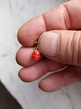 Ciondolo fragola corallo mediterraneo e arg.925