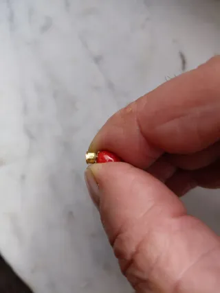 Ciondolo fragola corallo mediterraneo e arg.925