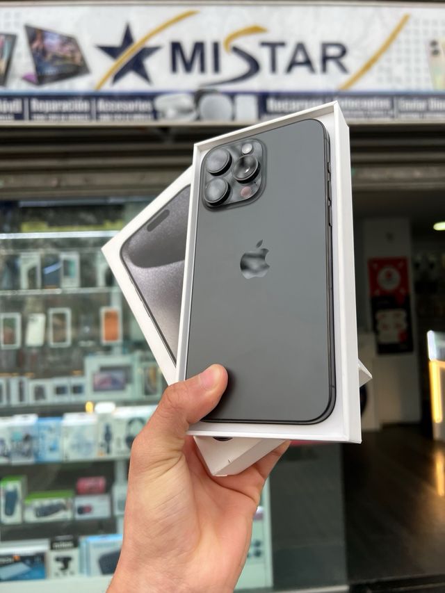 iPhone 15 Pro Max 256GB Negro