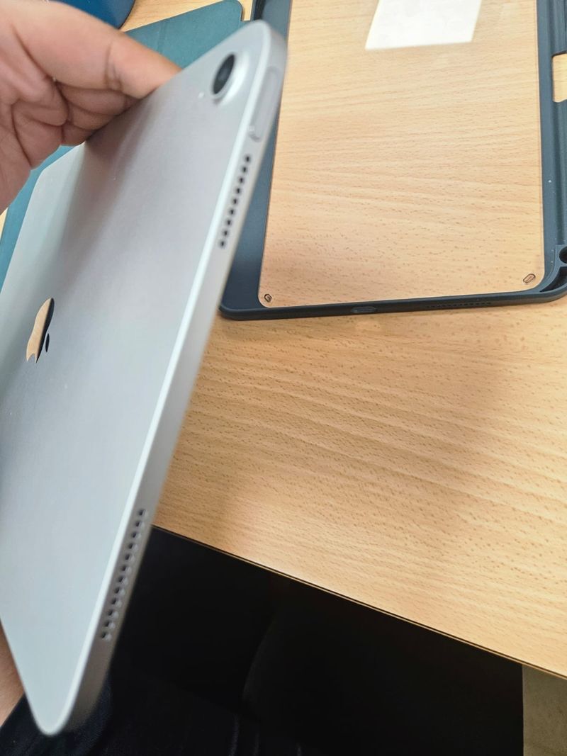 iPad 11 inch (A16) 128GB Plata afbeelding 6