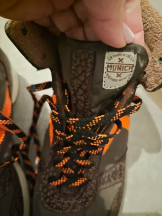 Botas Munich marrones y Naranjas de hombre