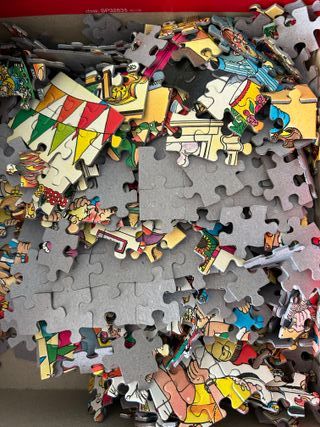 Puzzle 950 Happy Birthday Jan van Haasteren