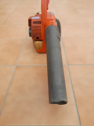 Sopladora Oleo Mac BV 125