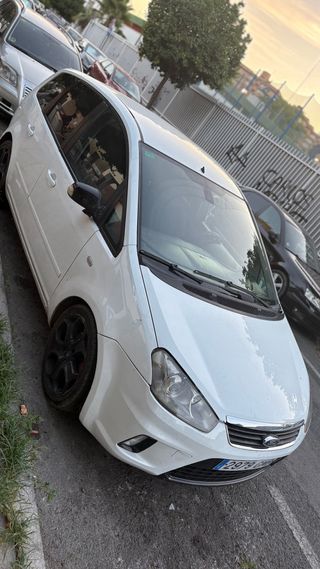 Ford C-MAX TITANIUN