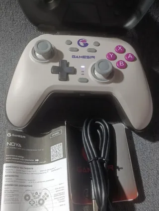 Mando GameSir NOVA HD Rumble para NS