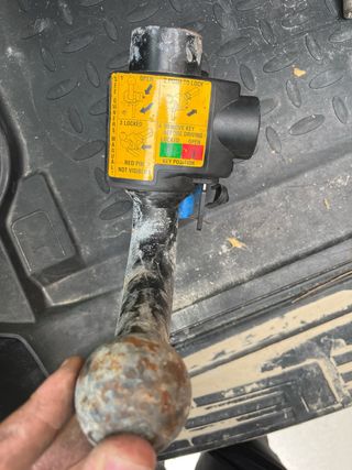 Gancho remolque volvo