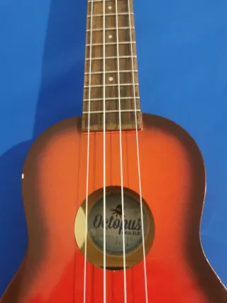 Ukelele Octopus Rojo y Naranja