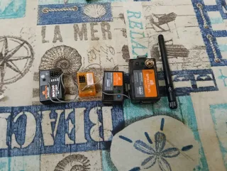 Módulo RC Spektrum SM 1001 PRO  con tres receptore