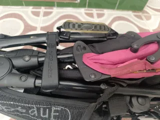 Carrito de paseo BebeDue rosa.